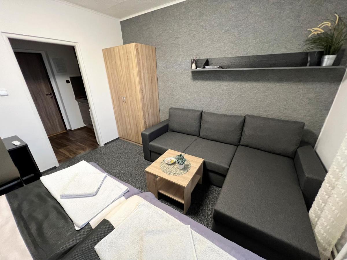 Apartmany Karlsbad Buitenkant foto
