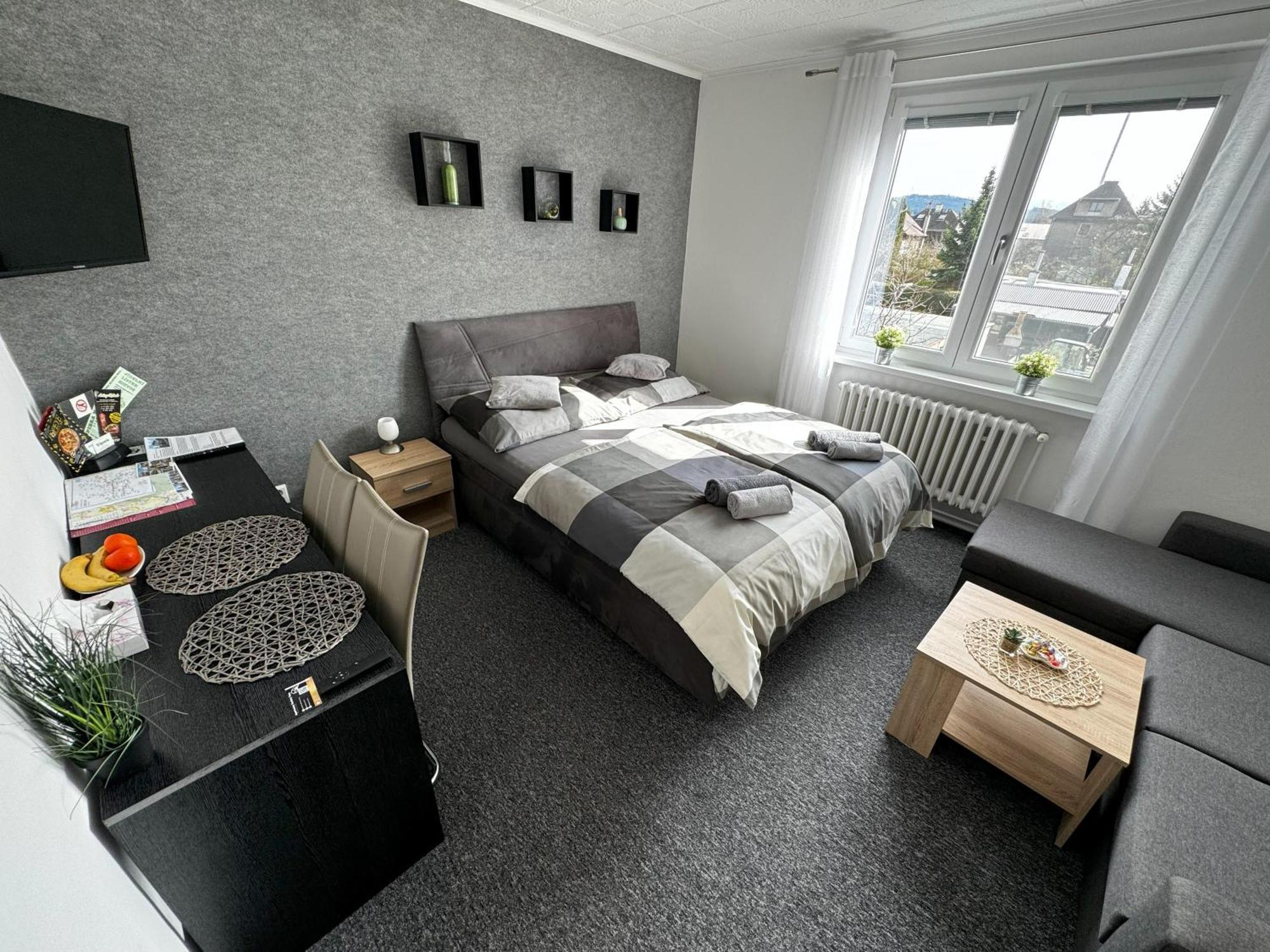 Apartmany Karlsbad Buitenkant foto