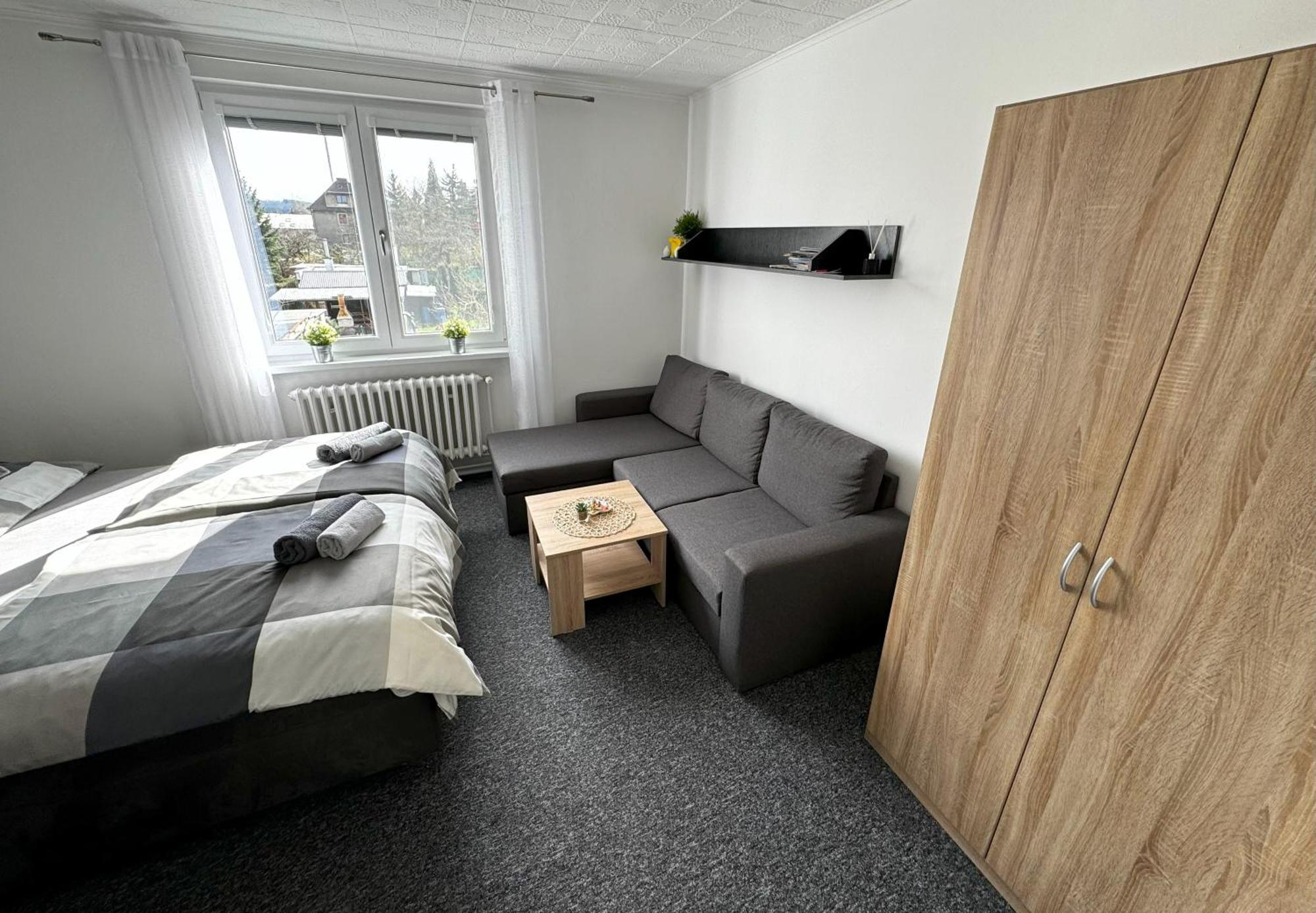 Apartmany Karlsbad Buitenkant foto