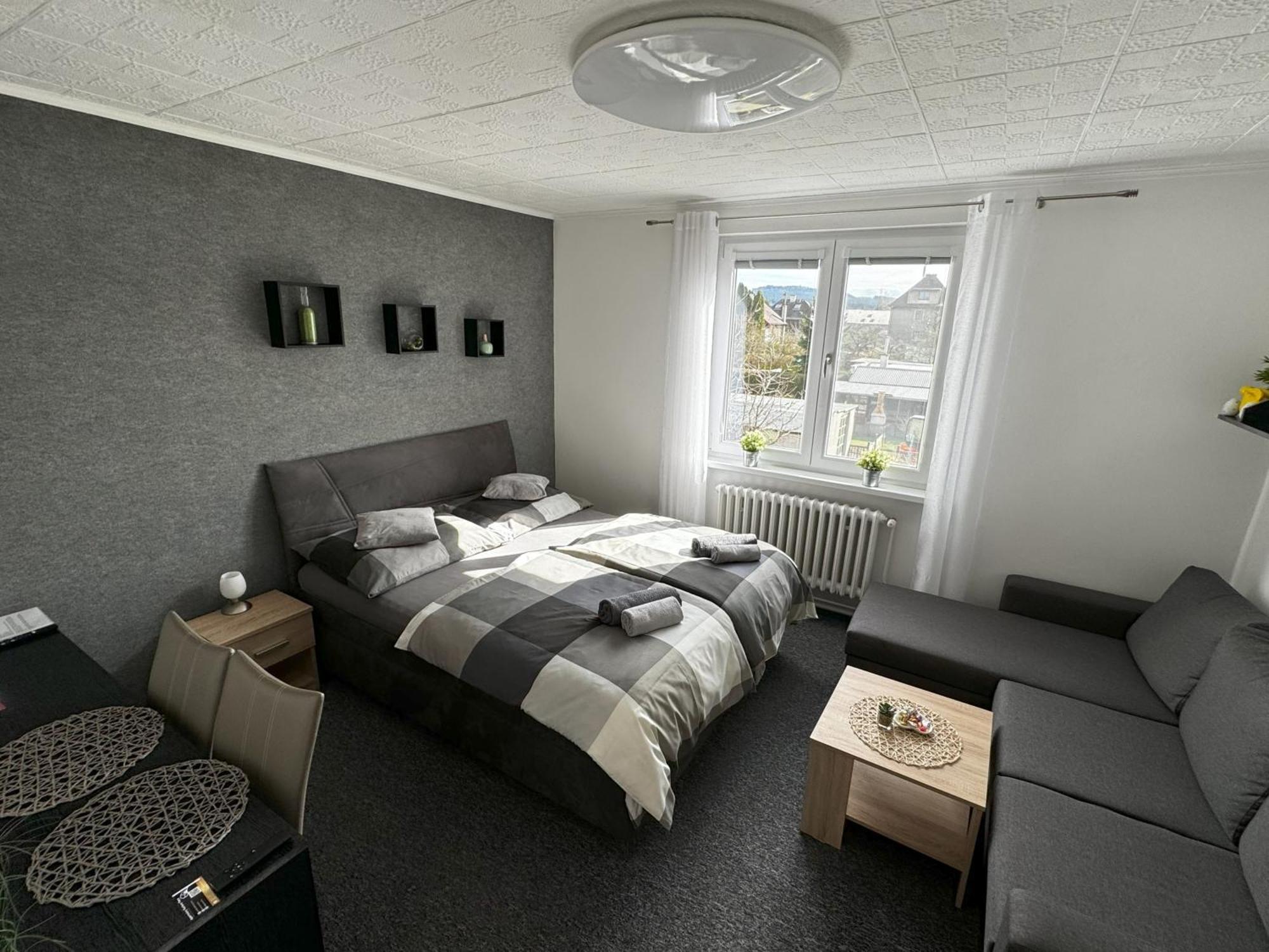 Apartmany Karlsbad Buitenkant foto